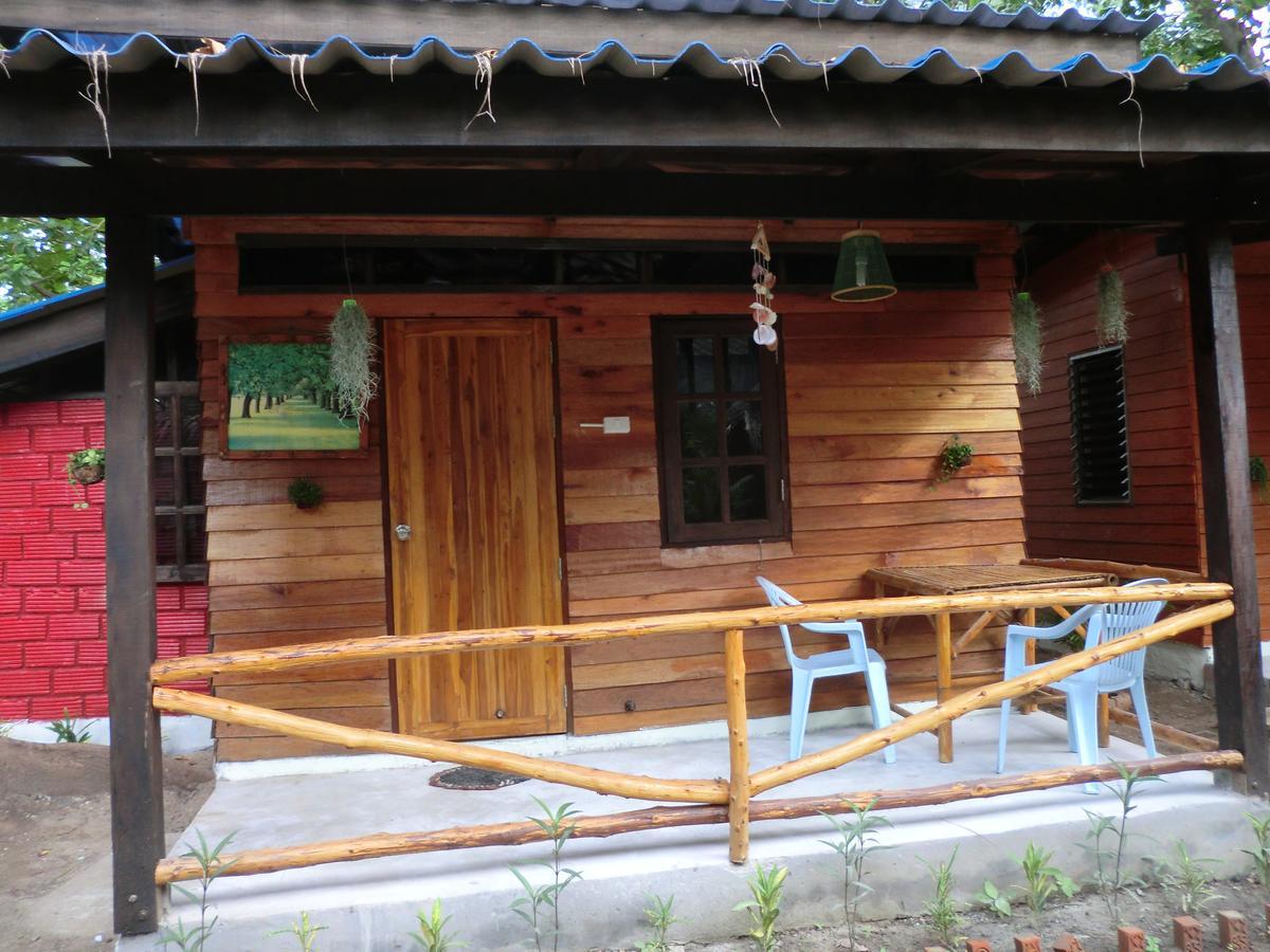 Hans Strand Bungalows Ko Lanta Екстериор снимка