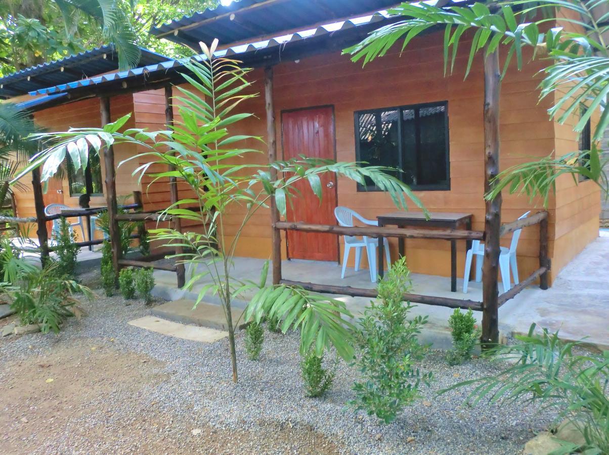 Hans Strand Bungalows Ko Lanta Екстериор снимка